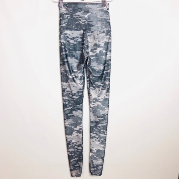 Emily Hsu • Graphite Warrior High Waisted Legging Size S - Handmade in the USA - Picture 2 of 3